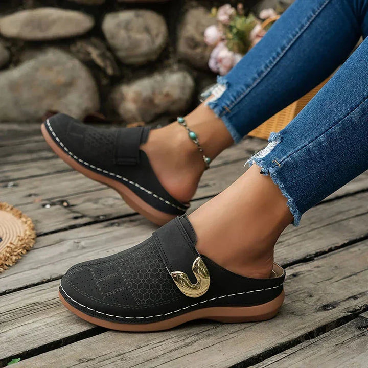 Lion | Orthopedic Clogs